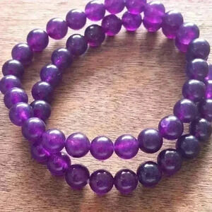 Set of 2  amethyst elastic bracelets